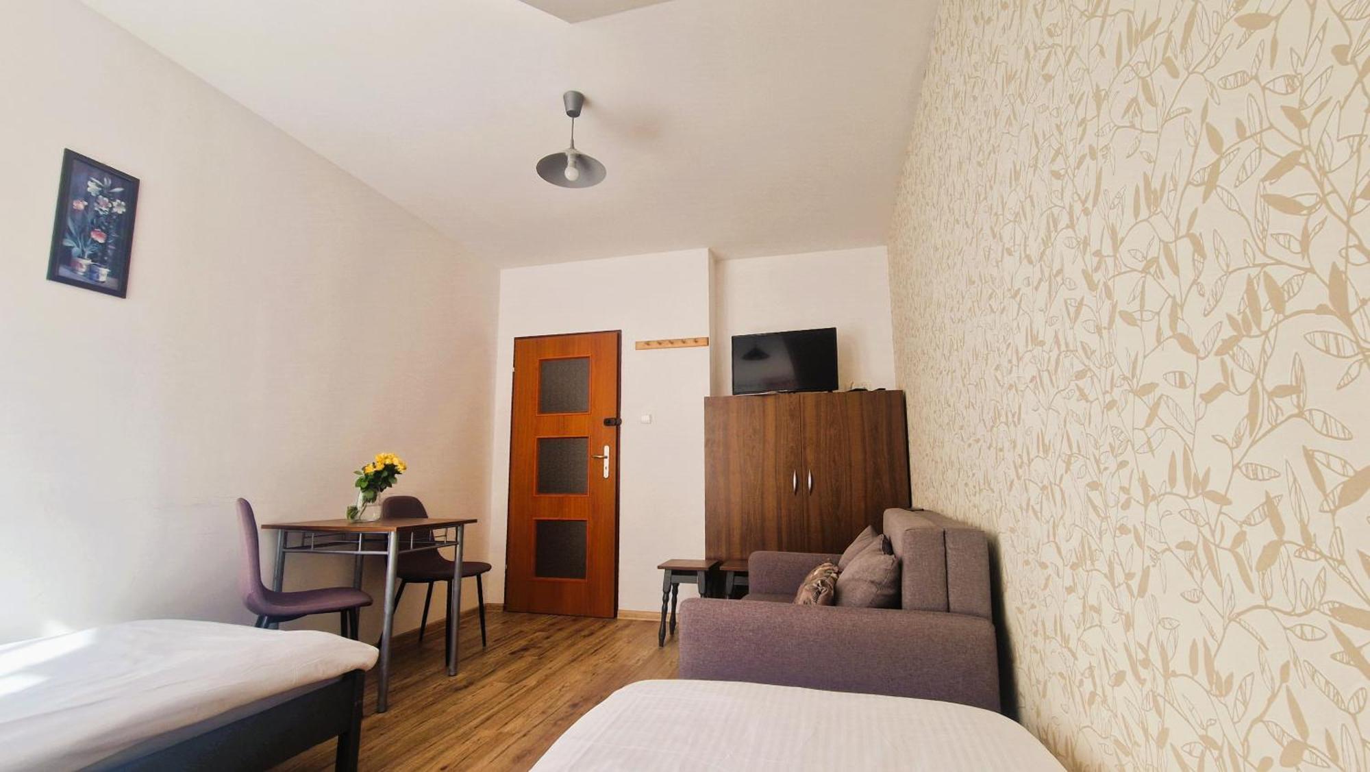 Apartment W Centrum Piwnicznej *